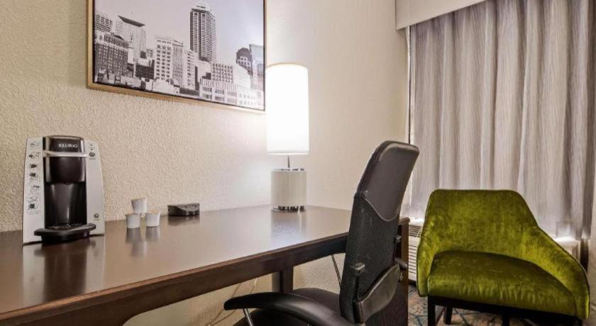 Best Western Plus Indianapolis NW Hotel Exterior foto